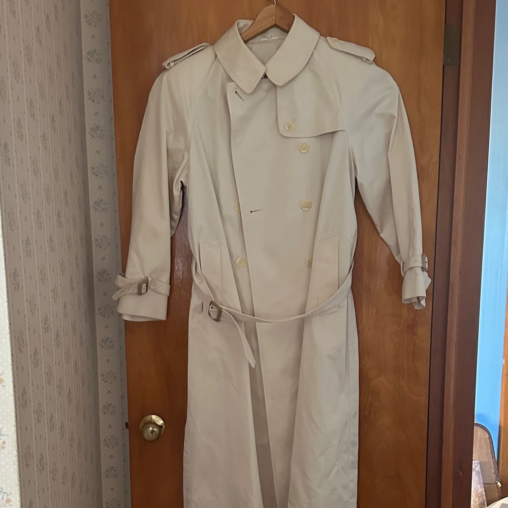 Evan Picone Light Tan Trench Coat